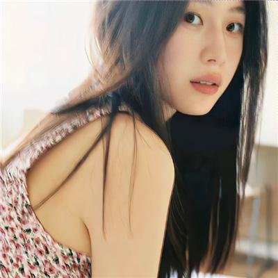 天才：黑色石榴石